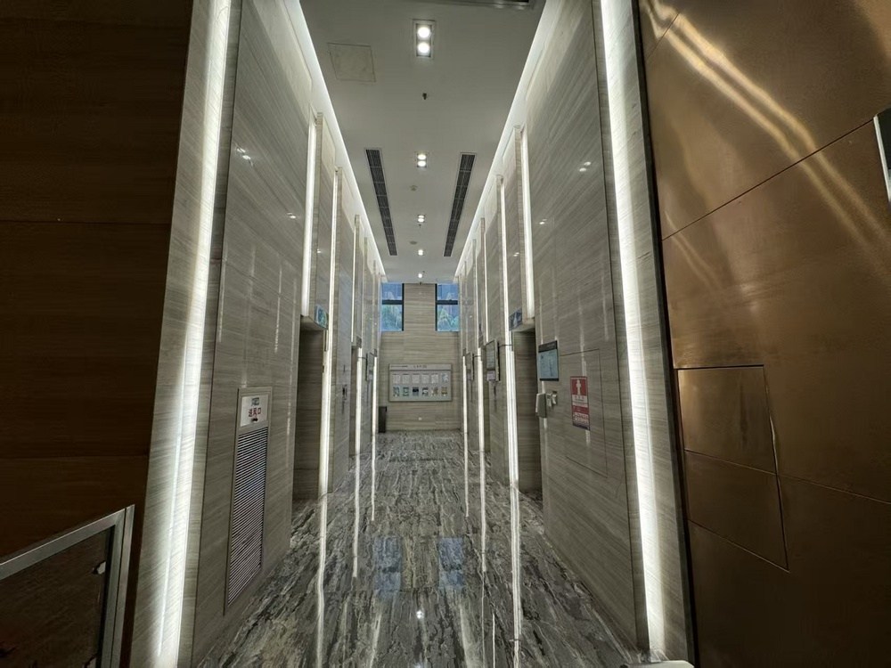 电梯厅1